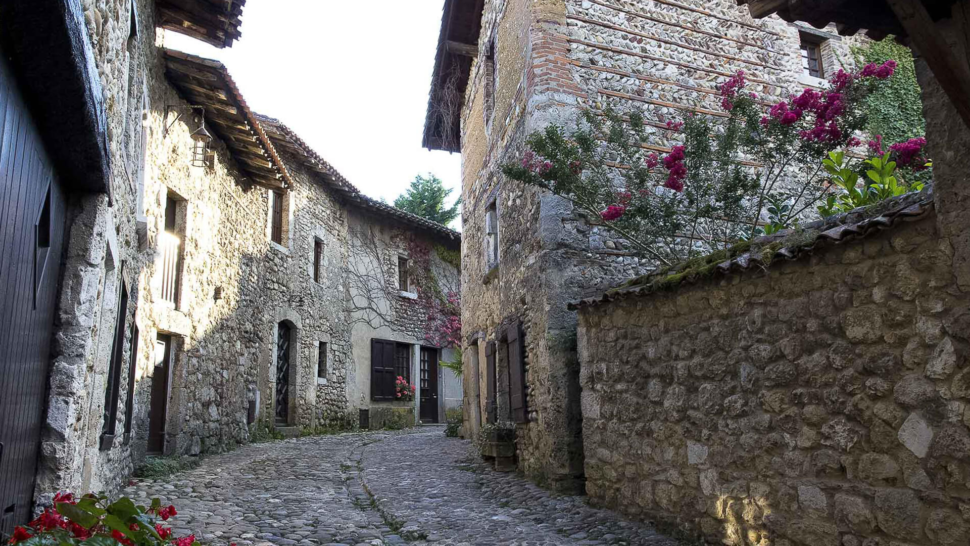 Villages Hotel restaurant Ain